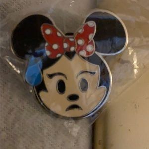 Minnie Mouse Disney Pin
